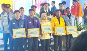 Pemprov Kalimantan Timur resmi mencairkan bantuan UKT semester genap tahun 2026 melalui Program Gratispol Pendidikan untuk 21.127 mahasiswa, Jumat (1322026). (Humas Pemprov Kaltim)