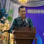 Sambutan oleh Asisten bidang Pemerintahan dan Kesejahteraan Rakyat Kota Banjarbaru, Rizana Mirza. (MC Bjb)