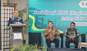 Sekda Kalsel H. Muhammad Syarifuddin membuka Sosialisasi RIRU Intan Kalsel 2026 di Hotel Rattan Inn Banjarmasin, Kamis (2622026). (Wartawasaka)