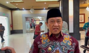 Wakil Gubernur Kalteng Edy Pratowo saat diwawancarai wartawan, Kamis (1922026). (Tintaborneo.com)