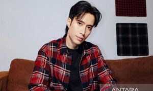 Penyanyi Vidi Aldiano.