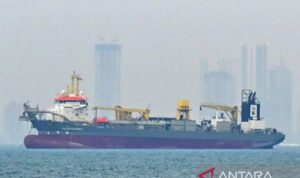 Ilustrasi - Kapal tanker melintas di Selat Hormuz, Iran.