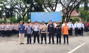 Polres Tanah Laut menggelar Apel Gelar Pasukan Operasi Ketupat Intan 2026 di Lapangan Apel Polres Tanah Laut, Kamis (123). (Kalimantanlive.comSyahzaRM)