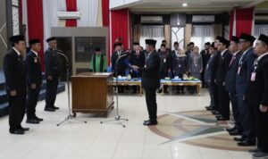 Suasana pelantikan tujuh pejabat Pimpinan Tinggi Pratama di lingkup Pemko Banjarmasin, Rabu (25/3/2026).(Foto : Medcentbjm)
